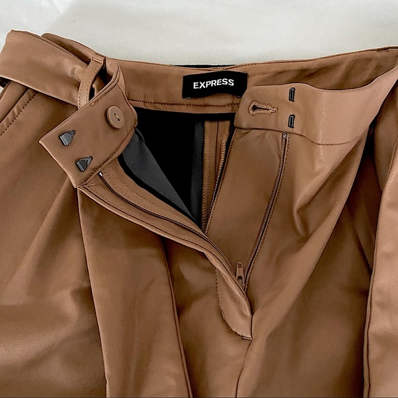 NWT Express camel faux leather paperbag shorts - Picture 2 of 5